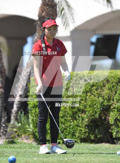 Thumbnail 1 in CIF-SS Girls D1 Team Golf Finals 1/2 photogallery.