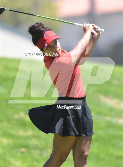 Thumbnail 1 in CIF-SS Girls D1 Team Golf Finals 1/2 photogallery.