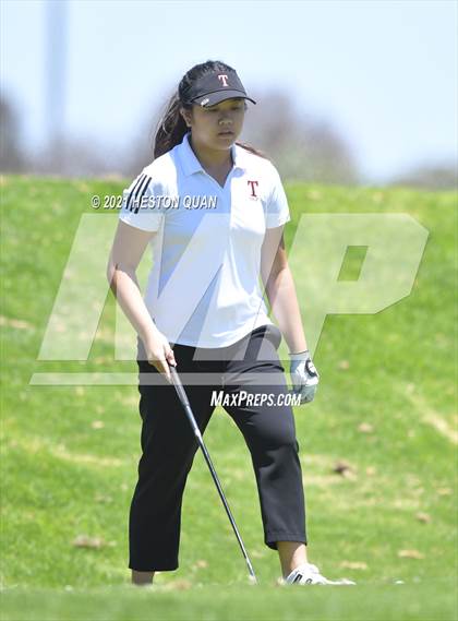 Thumbnail 1 in CIF-SS Girls D1 Team Golf Finals 1/2 photogallery.