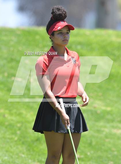 Thumbnail 1 in CIF-SS Girls D1 Team Golf Finals 1/2 photogallery.
