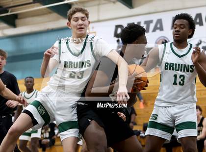 Thumbnail 1 in Antioch vs. St. Patrick-St. Vincent (Simply Showdown) photogallery.
