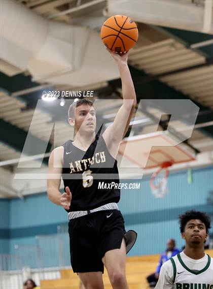 Thumbnail 2 in Antioch vs. St. Patrick-St. Vincent (Simply Showdown) photogallery.