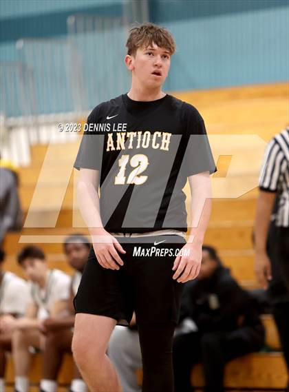 Thumbnail 1 in Antioch vs. St. Patrick-St. Vincent (Simply Showdown) photogallery.