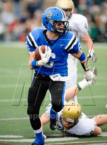 Thumbnail 3 in Boylan vs. Lake Zurich (IHSA 7A Quarterfinal) photogallery.