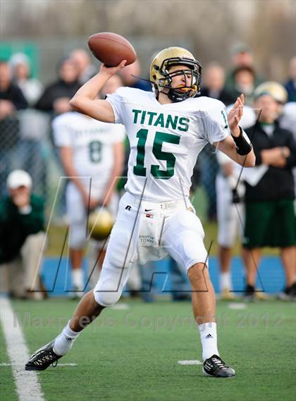 Thumbnail 2 in Boylan vs. Lake Zurich (IHSA 7A Quarterfinal) photogallery.