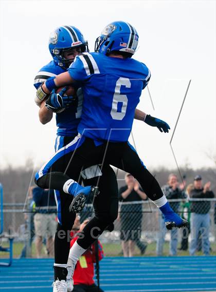 Thumbnail 3 in Boylan vs. Lake Zurich (IHSA 7A Quarterfinal) photogallery.