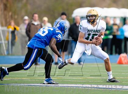 Thumbnail 3 in Boylan vs. Lake Zurich (IHSA 7A Quarterfinal) photogallery.