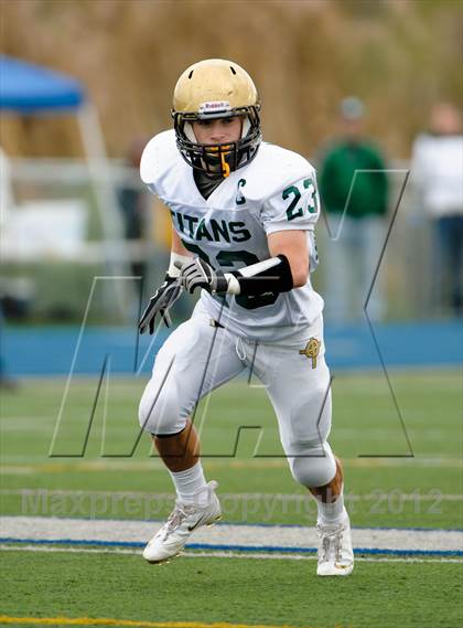 Thumbnail 2 in Boylan vs. Lake Zurich (IHSA 7A Quarterfinal) photogallery.