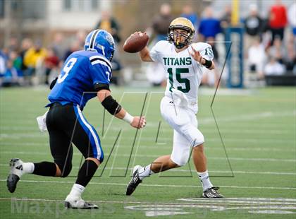 Thumbnail 2 in Boylan vs. Lake Zurich (IHSA 7A Quarterfinal) photogallery.