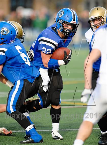 Thumbnail 2 in Boylan vs. Lake Zurich (IHSA 7A Quarterfinal) photogallery.