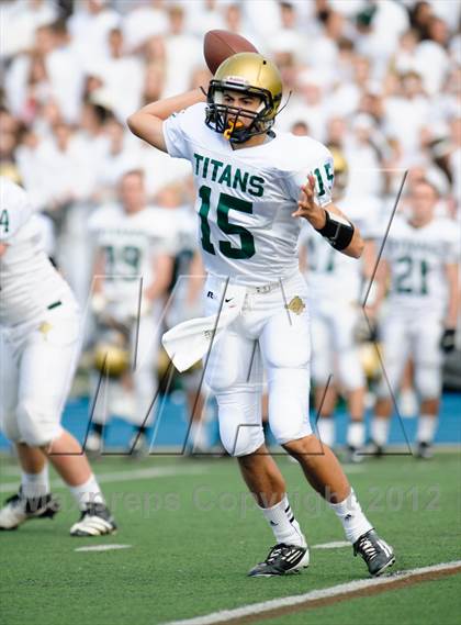 Thumbnail 3 in Boylan vs. Lake Zurich (IHSA 7A Quarterfinal) photogallery.