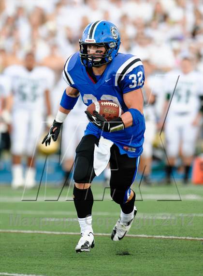 Thumbnail 1 in Boylan vs. Lake Zurich (IHSA 7A Quarterfinal) photogallery.