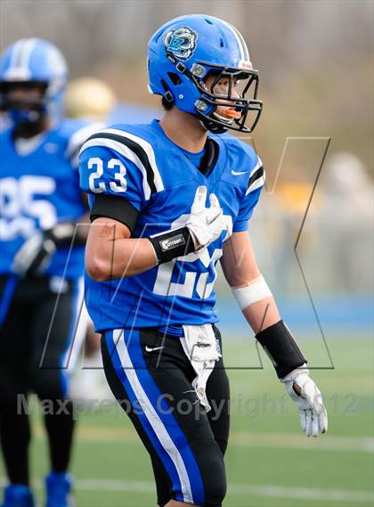 Thumbnail 3 in Boylan vs. Lake Zurich (IHSA 7A Quarterfinal) photogallery.