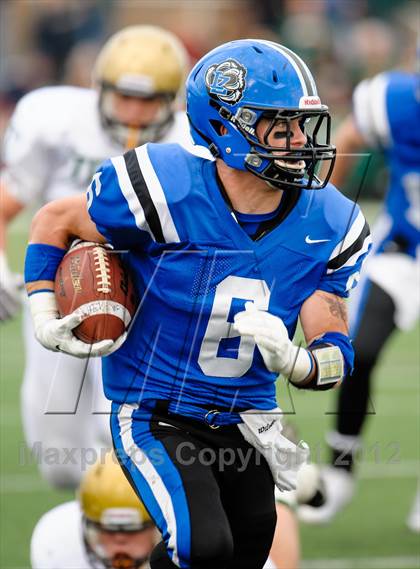 Thumbnail 1 in Boylan vs. Lake Zurich (IHSA 7A Quarterfinal) photogallery.