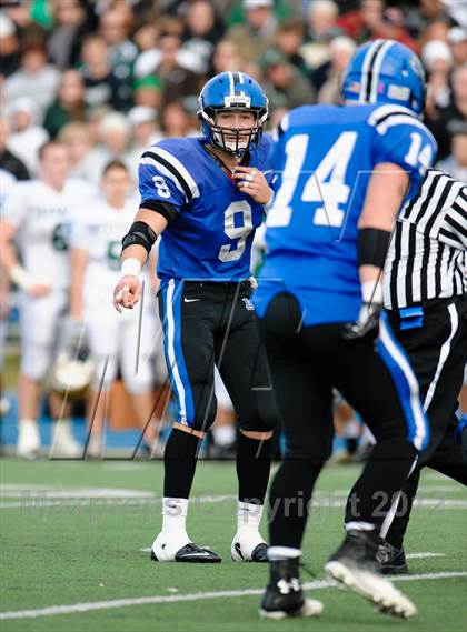 Thumbnail 1 in Boylan vs. Lake Zurich (IHSA 7A Quarterfinal) photogallery.