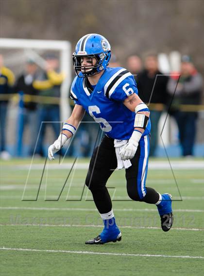 Thumbnail 2 in Boylan vs. Lake Zurich (IHSA 7A Quarterfinal) photogallery.