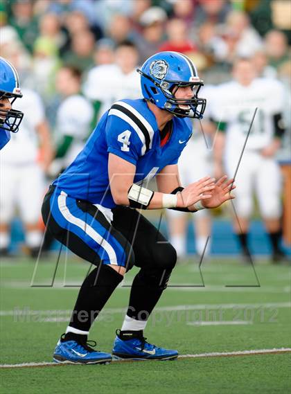 Thumbnail 3 in Boylan vs. Lake Zurich (IHSA 7A Quarterfinal) photogallery.
