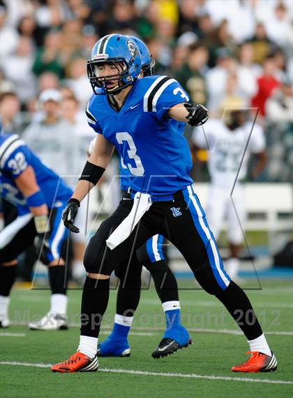 Thumbnail 3 in Boylan vs. Lake Zurich (IHSA 7A Quarterfinal) photogallery.