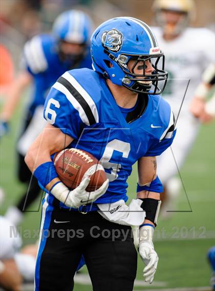 Thumbnail 2 in Boylan vs. Lake Zurich (IHSA 7A Quarterfinal) photogallery.