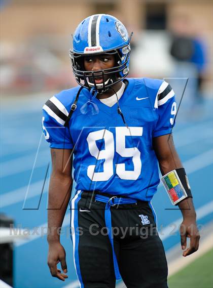 Thumbnail 2 in Boylan vs. Lake Zurich (IHSA 7A Quarterfinal) photogallery.