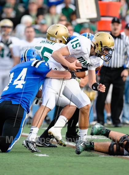 Thumbnail 2 in Boylan vs. Lake Zurich (IHSA 7A Quarterfinal) photogallery.