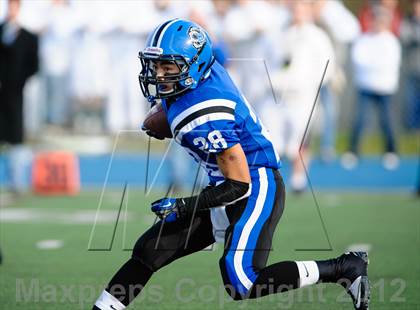 Thumbnail 2 in Boylan vs. Lake Zurich (IHSA 7A Quarterfinal) photogallery.