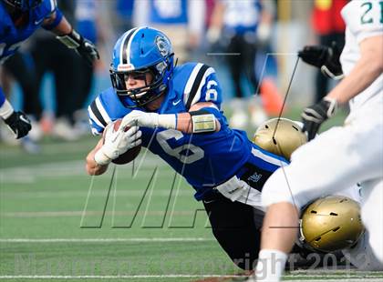 Thumbnail 3 in Boylan vs. Lake Zurich (IHSA 7A Quarterfinal) photogallery.