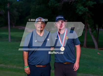 Thumbnail 1 in UIL 1A Boys Golf Awards photogallery.