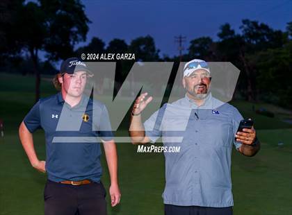 Thumbnail 1 in UIL 1A Boys Golf Awards photogallery.