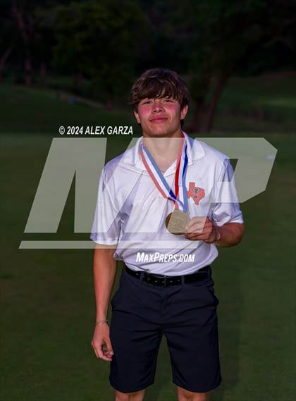 Thumbnail 3 in UIL 1A Boys Golf Awards photogallery.