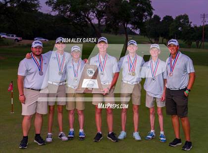 Thumbnail 3 in UIL 1A Boys Golf Awards photogallery.
