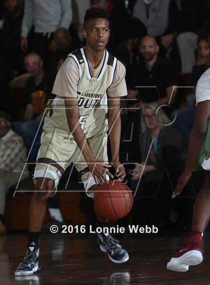 Thumbnail 3 in Clarkstown South vs Mt. Vernon (Section 1 Quarter Final) photogallery.