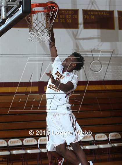 Thumbnail 3 in Clarkstown South vs Mt. Vernon (Section 1 Quarter Final) photogallery.