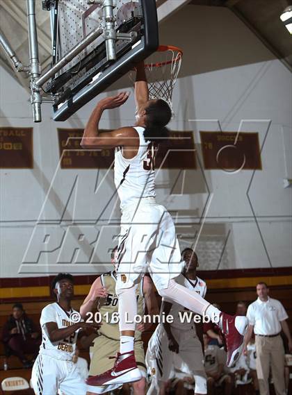 Thumbnail 2 in Clarkstown South vs Mt. Vernon (Section 1 Quarter Final) photogallery.