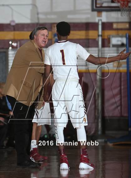 Thumbnail 2 in Clarkstown South vs Mt. Vernon (Section 1 Quarter Final) photogallery.