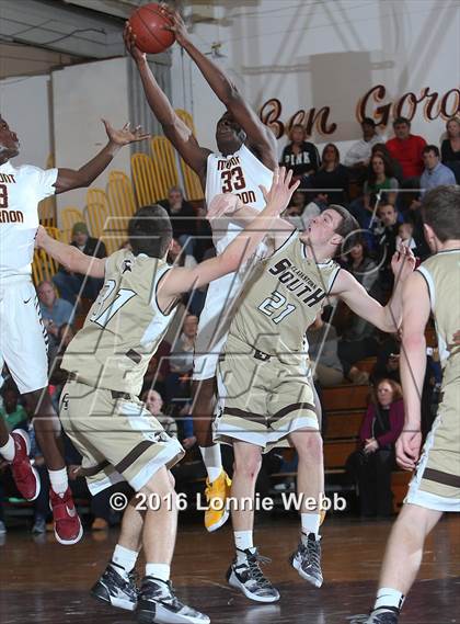 Thumbnail 2 in Clarkstown South vs Mt. Vernon (Section 1 Quarter Final) photogallery.