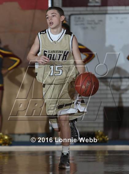 Thumbnail 3 in Clarkstown South vs Mt. Vernon (Section 1 Quarter Final) photogallery.