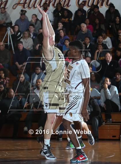 Thumbnail 2 in Clarkstown South vs Mt. Vernon (Section 1 Quarter Final) photogallery.
