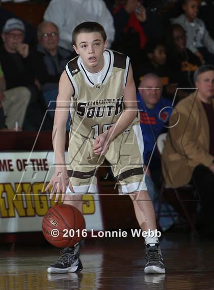 Thumbnail 2 in Clarkstown South vs Mt. Vernon (Section 1 Quarter Final) photogallery.