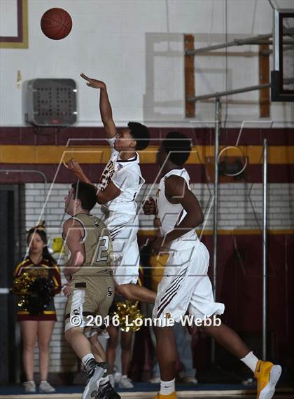 Thumbnail 2 in Clarkstown South vs Mt. Vernon (Section 1 Quarter Final) photogallery.