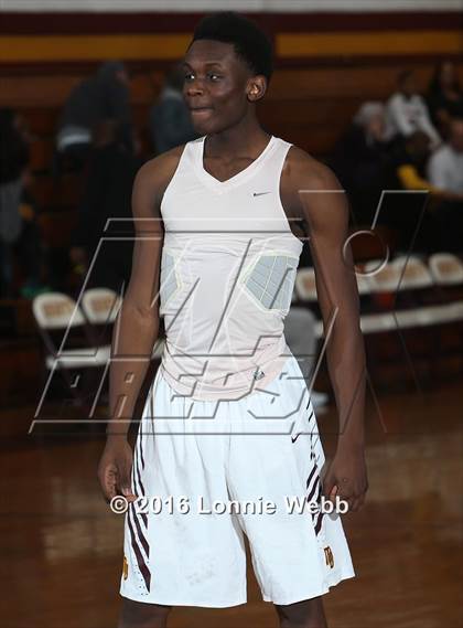 Thumbnail 2 in Clarkstown South vs Mt. Vernon (Section 1 Quarter Final) photogallery.