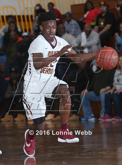 Thumbnail 3 in Clarkstown South vs Mt. Vernon (Section 1 Quarter Final) photogallery.