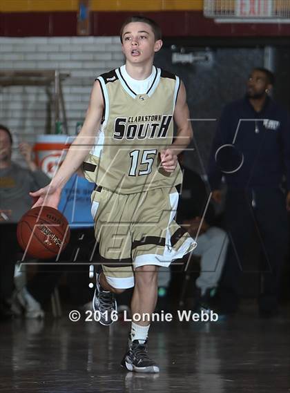 Thumbnail 1 in Clarkstown South vs Mt. Vernon (Section 1 Quarter Final) photogallery.