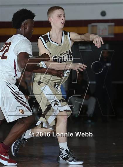 Thumbnail 2 in Clarkstown South vs Mt. Vernon (Section 1 Quarter Final) photogallery.
