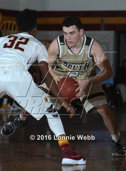 Thumbnail 2 in Clarkstown South vs Mt. Vernon (Section 1 Quarter Final) photogallery.
