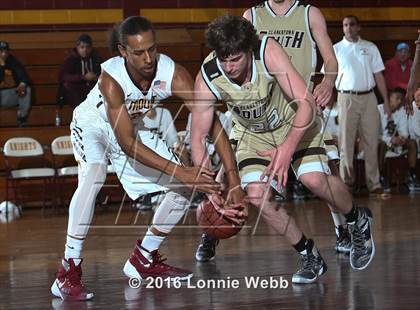 Thumbnail 2 in Clarkstown South vs Mt. Vernon (Section 1 Quarter Final) photogallery.