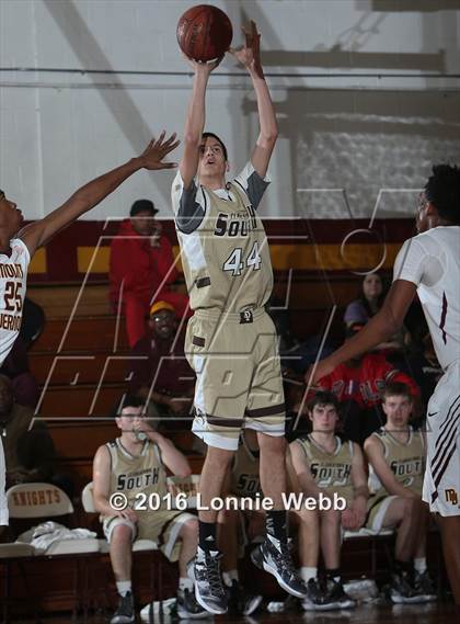 Thumbnail 2 in Clarkstown South vs Mt. Vernon (Section 1 Quarter Final) photogallery.