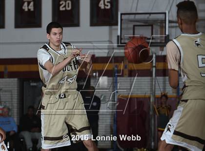 Thumbnail 1 in Clarkstown South vs Mt. Vernon (Section 1 Quarter Final) photogallery.