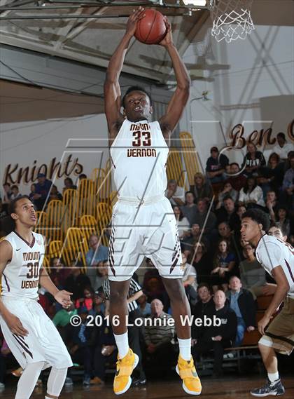 Thumbnail 1 in Clarkstown South vs Mt. Vernon (Section 1 Quarter Final) photogallery.