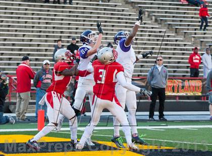 Thumbnail 3 in Gonzaga vs St. John's (WCAC Semifinal) photogallery.